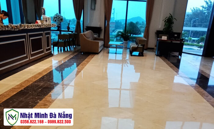 Phòng khách trang trí đá Marble