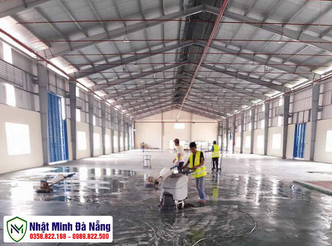 Chà bóng sàn xưởng công nghiệp