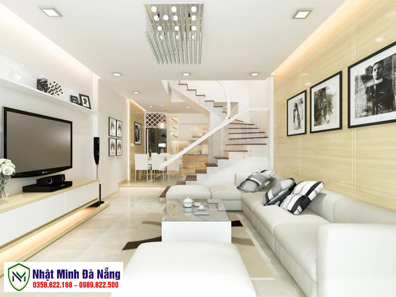 Ngôi nhà sáng bóng sau khi dọn vệ sinh